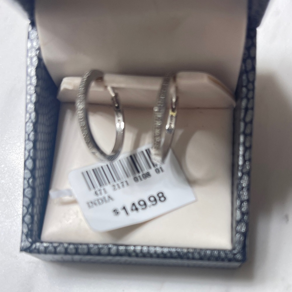 Hoop earrings - Picture 5 of 5